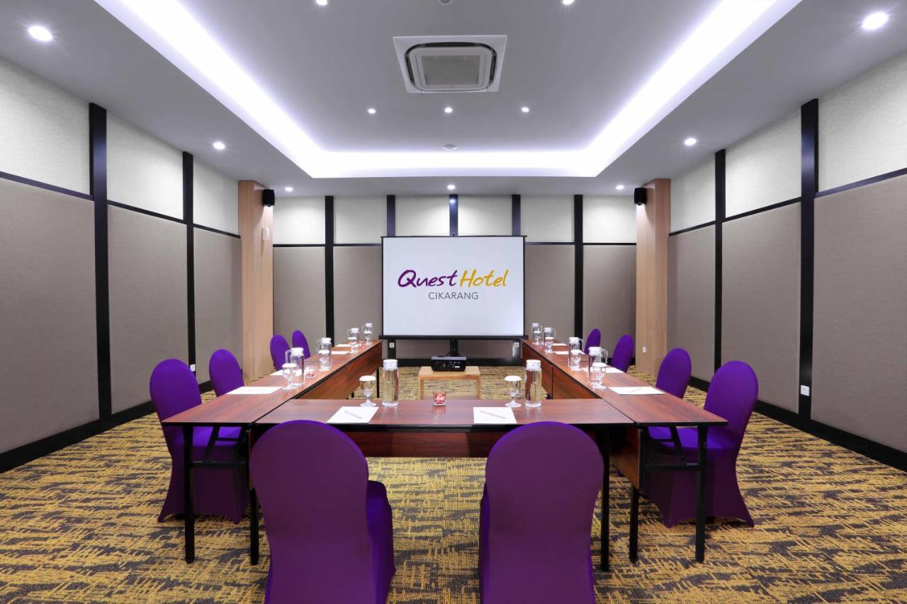 Hotel Quest Prime Cikarang By Aston Bekasi Zewnętrze zdjęcie